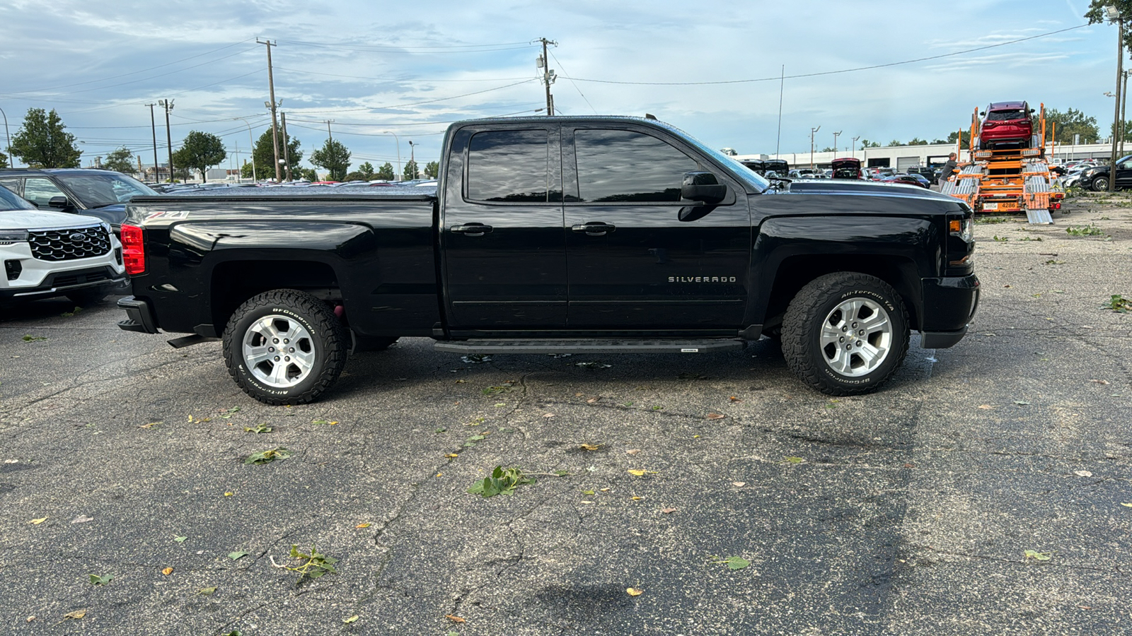 2017 Chevrolet Silverado 1500 LT 3