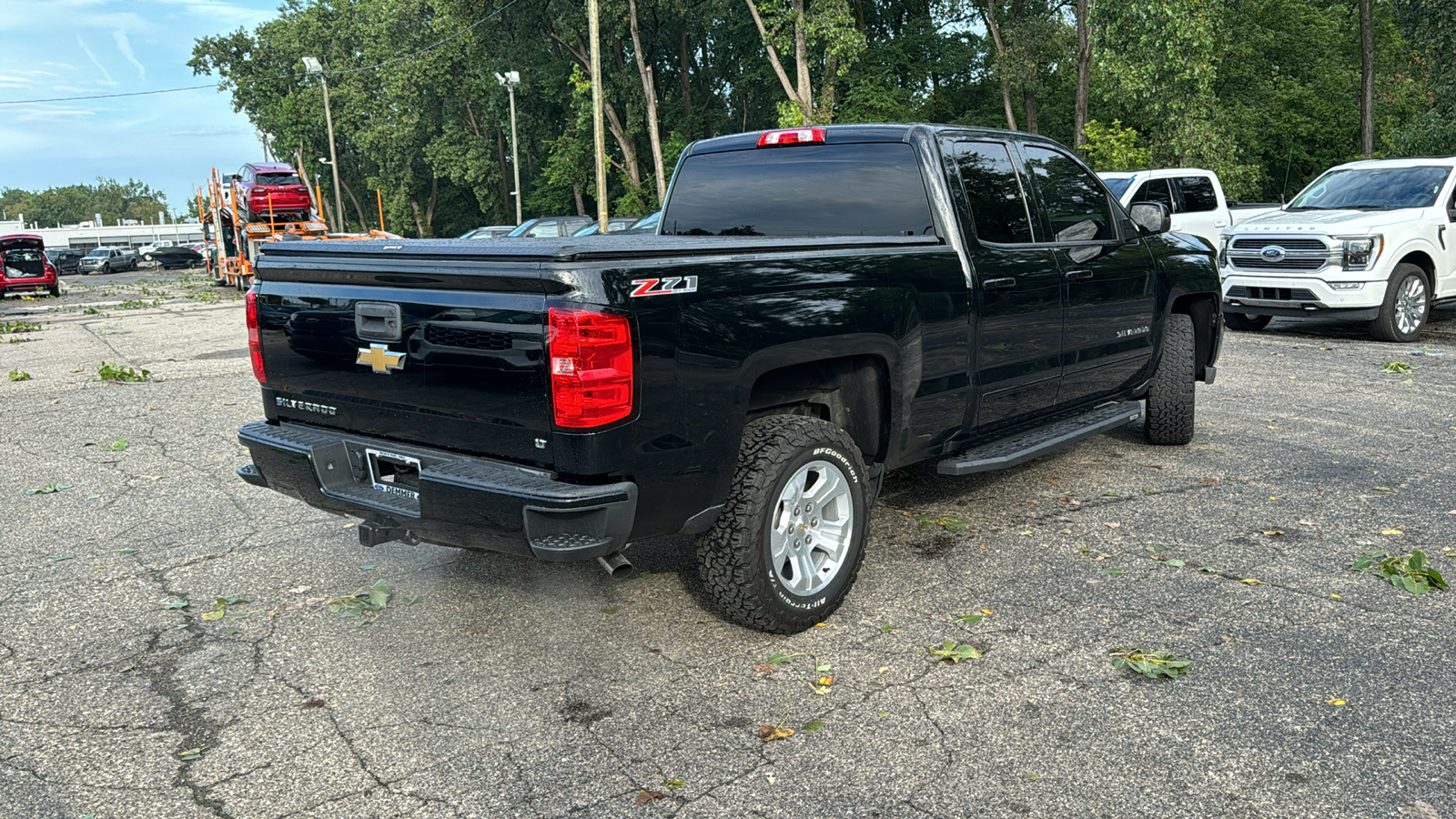 2017 Chevrolet Silverado 1500 LT 4