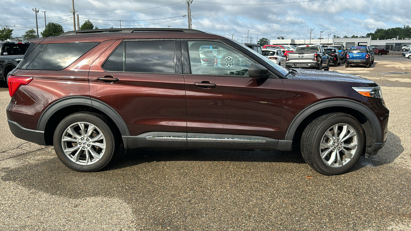 2020 Ford Explorer XLT 3