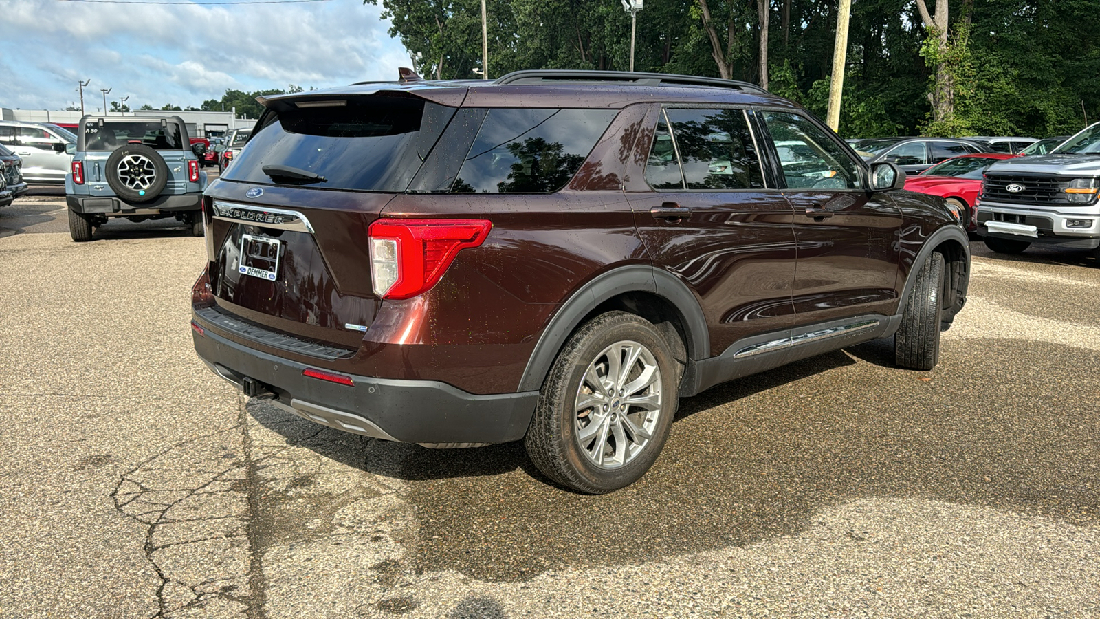 2020 Ford Explorer XLT 4