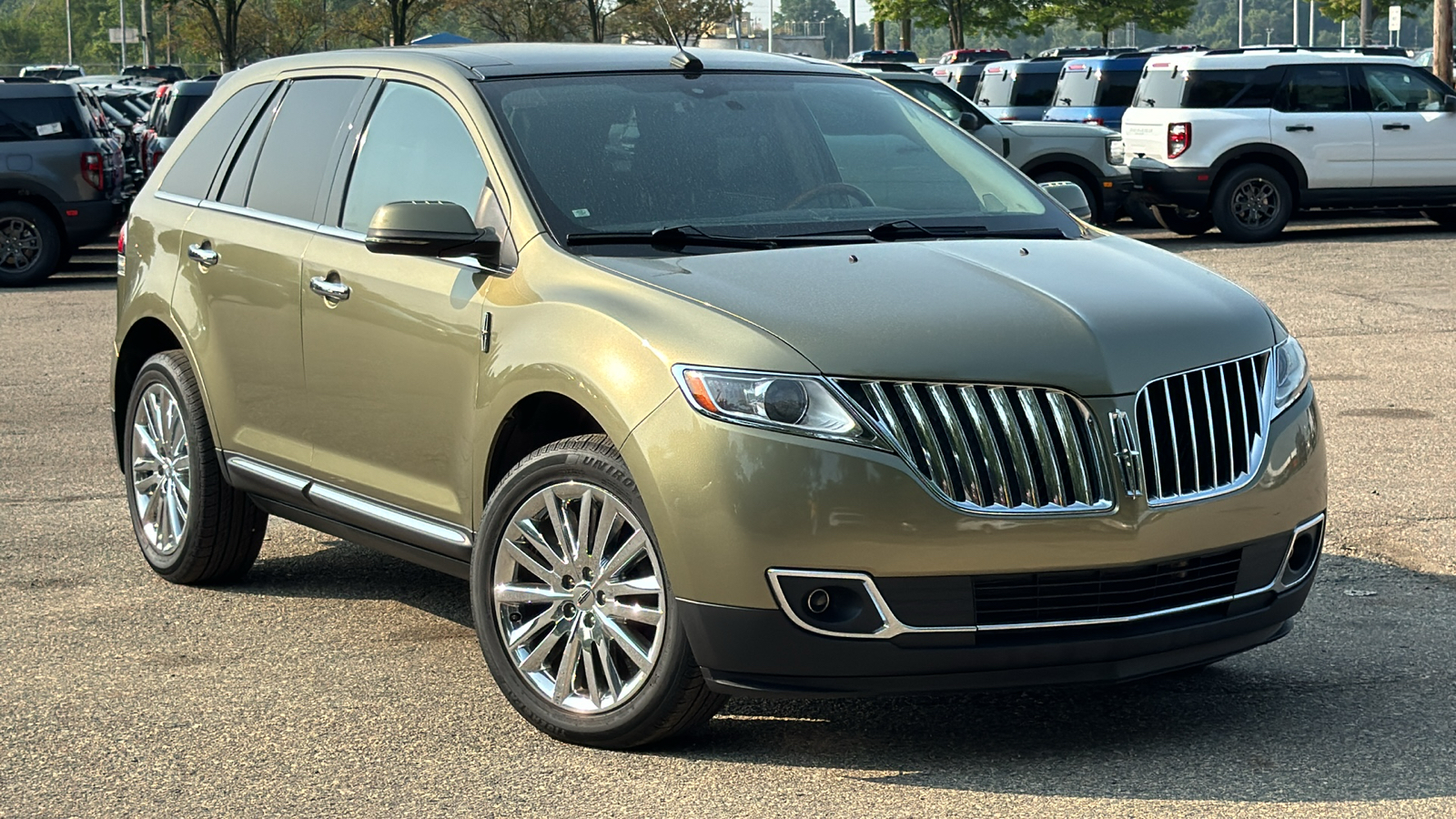 2013 Lincoln MKX AWD 2