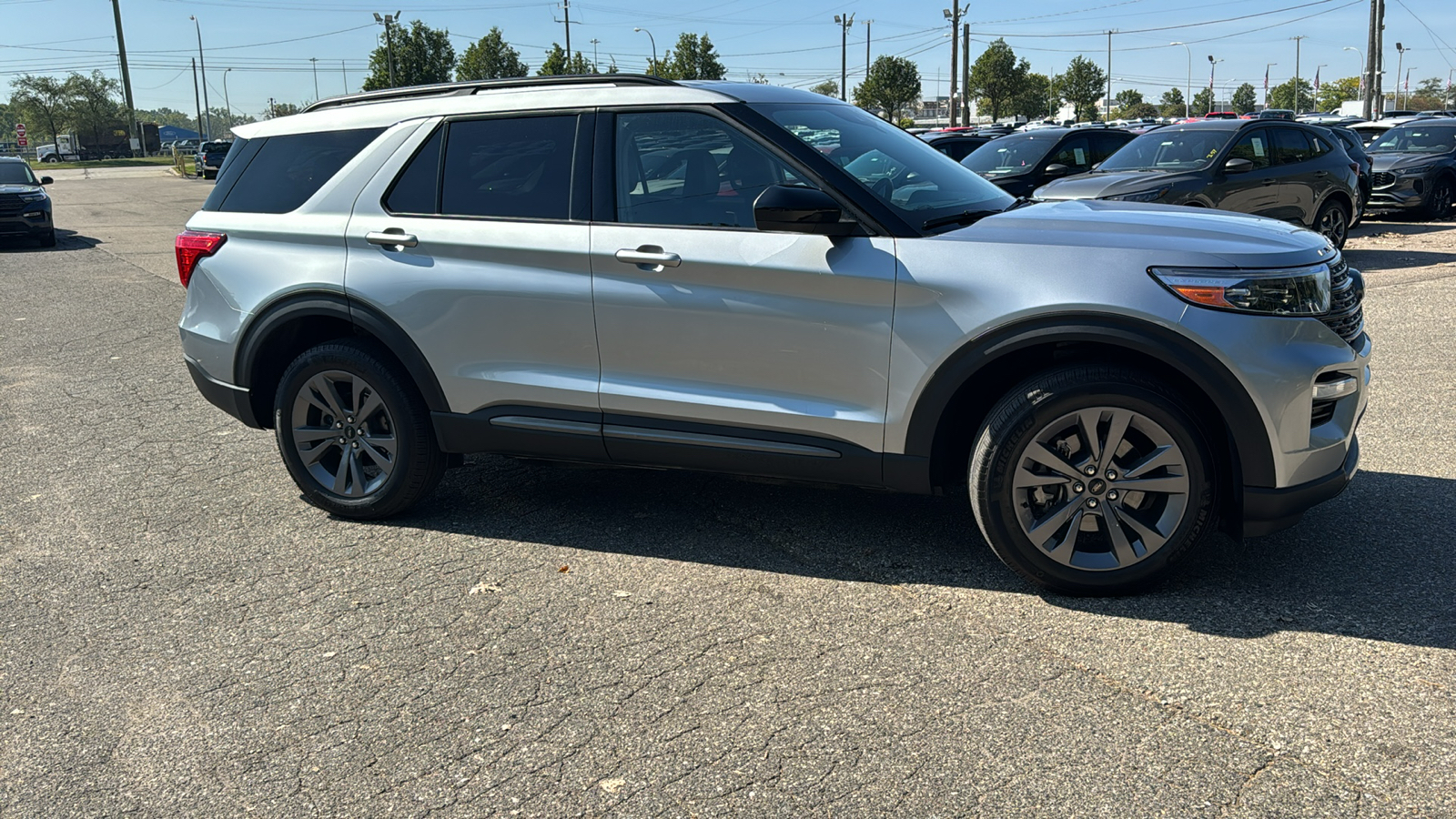 2022 Ford Explorer XLT 3