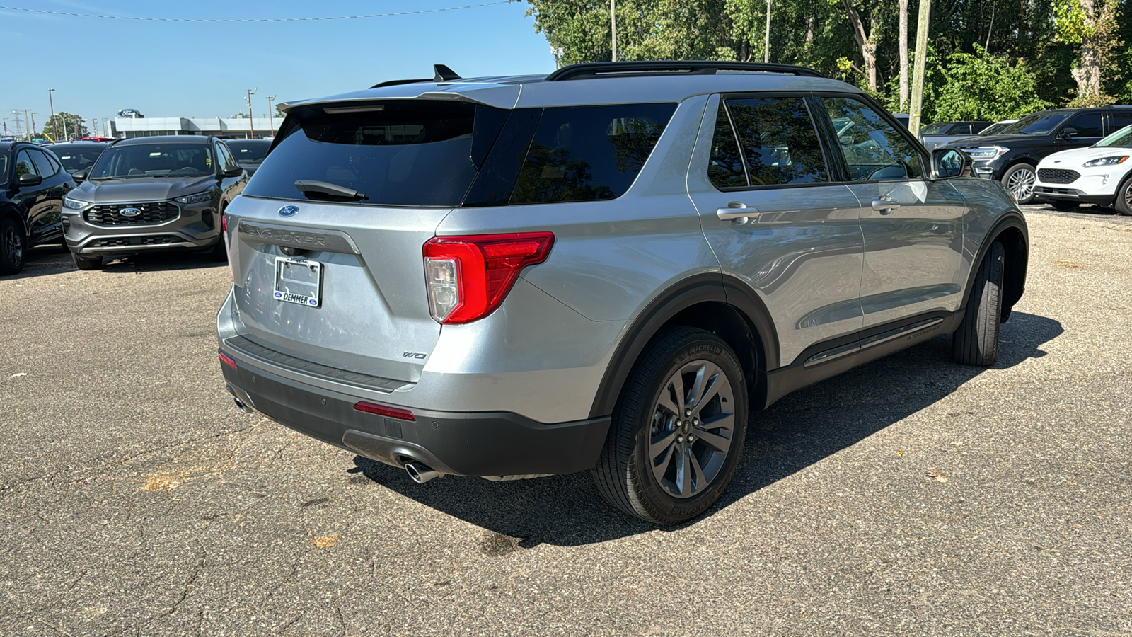 2022 Ford Explorer XLT 4