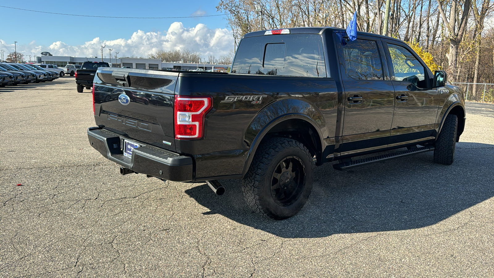 2019 Ford F-150 XLT 4