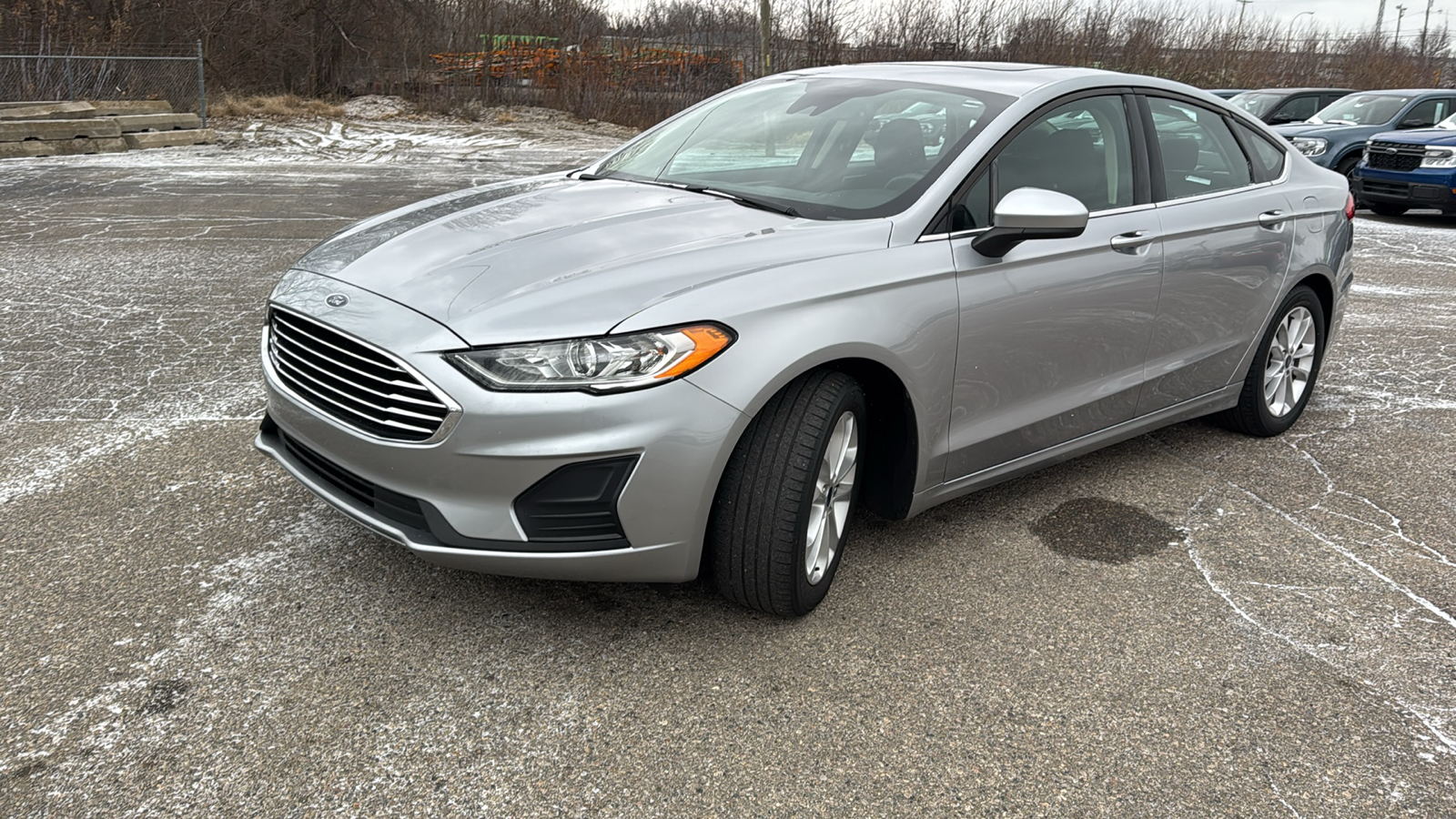 2020 Ford Fusion SE 8