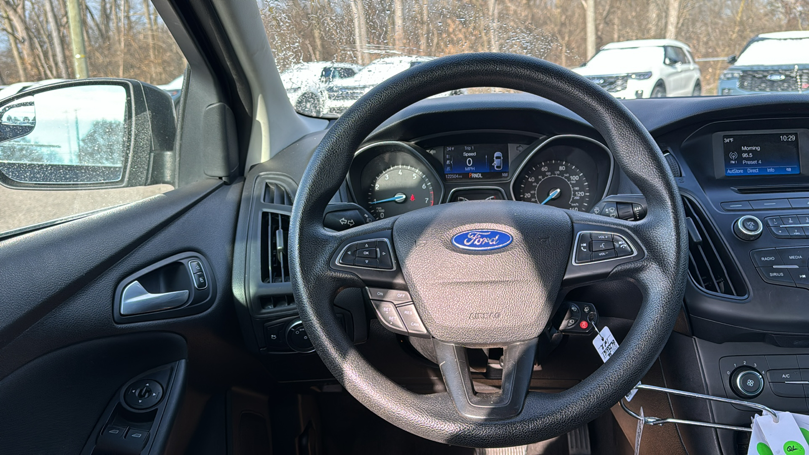 2016 Ford Focus SE 15