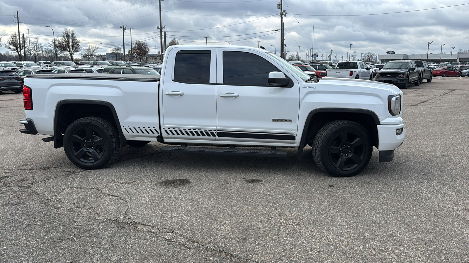 2018 GMC Sierra 1500 Elevation 3