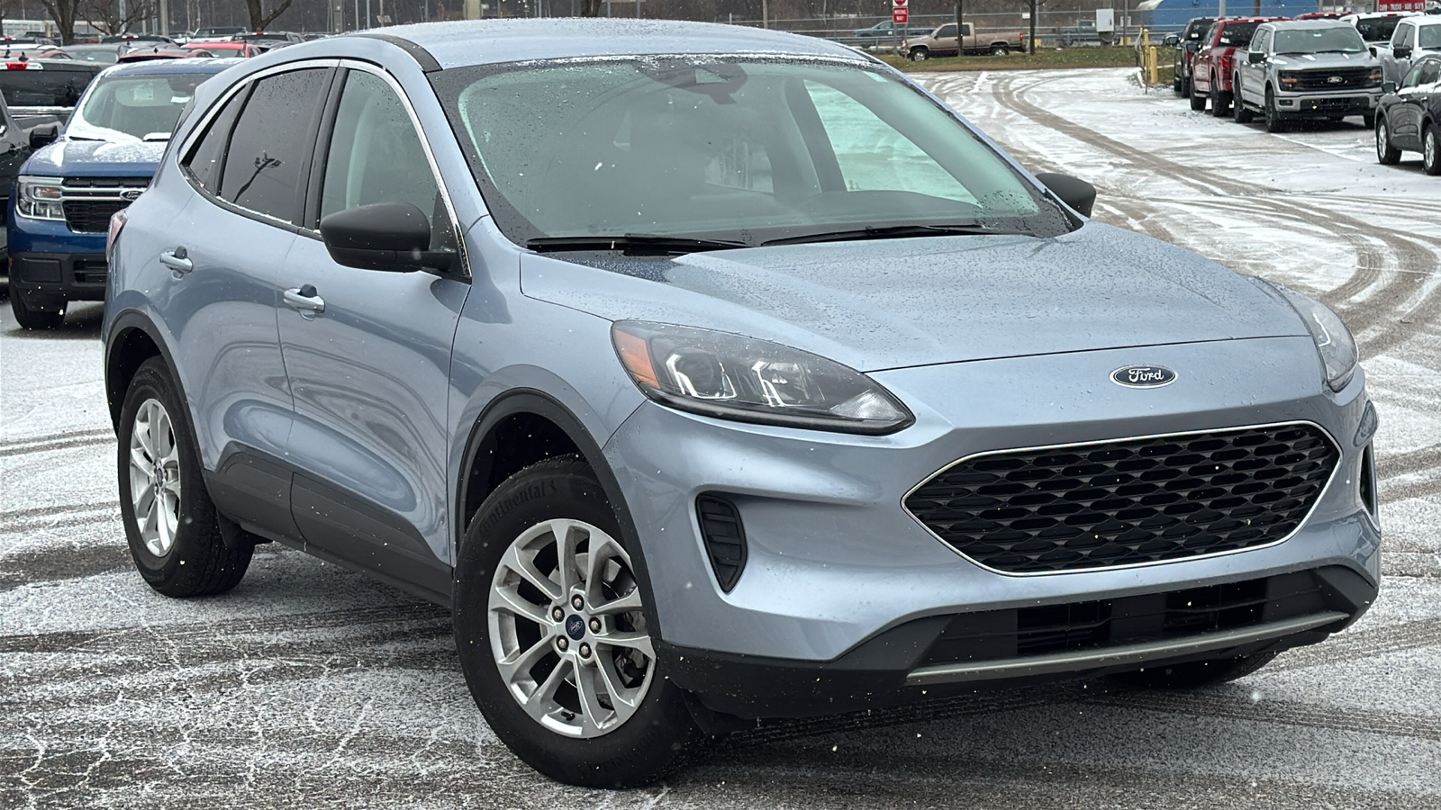 2022 Ford Escape SE 2