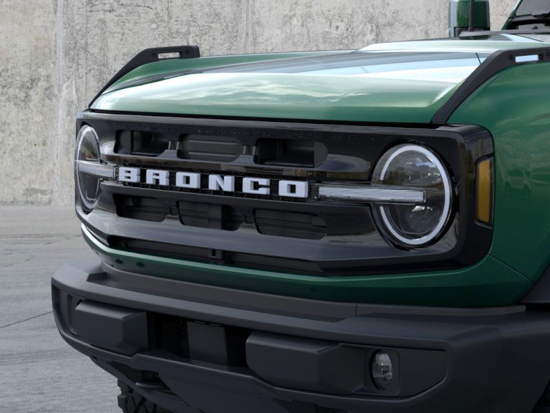 2024 Ford Bronco Outer Banks 20