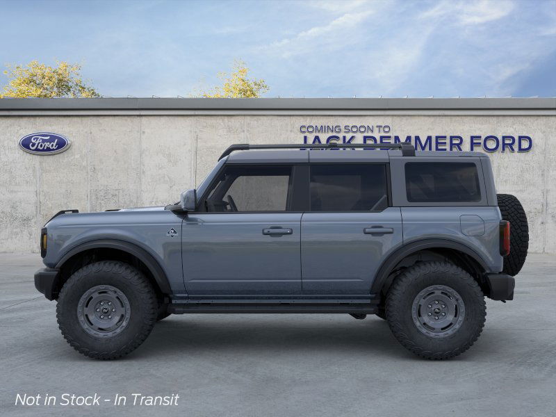 2024 Ford Bronco Outer Banks 3