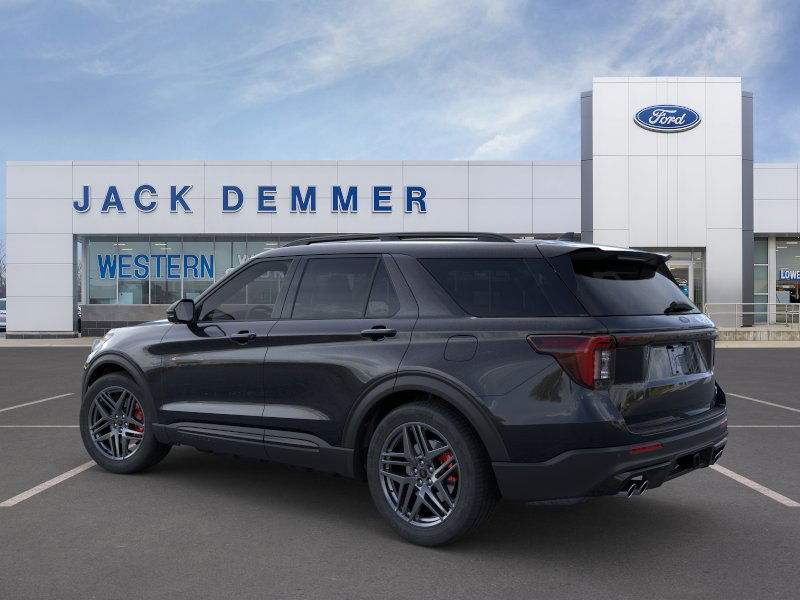 2025 Ford Explorer ST 4