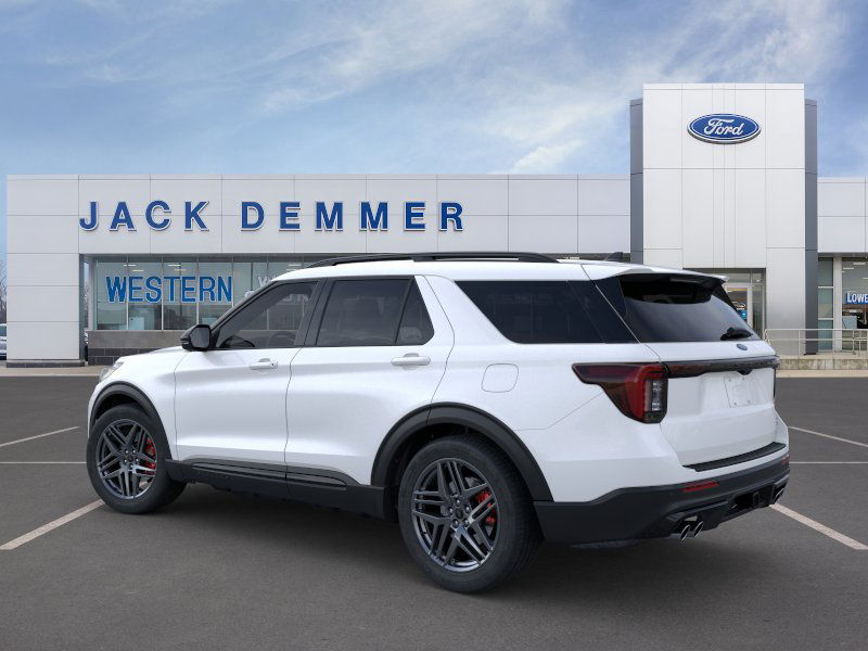 2025 Ford Explorer ST 4