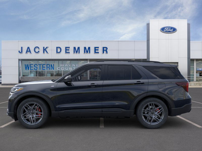 2025 Ford Explorer ST-Line 3