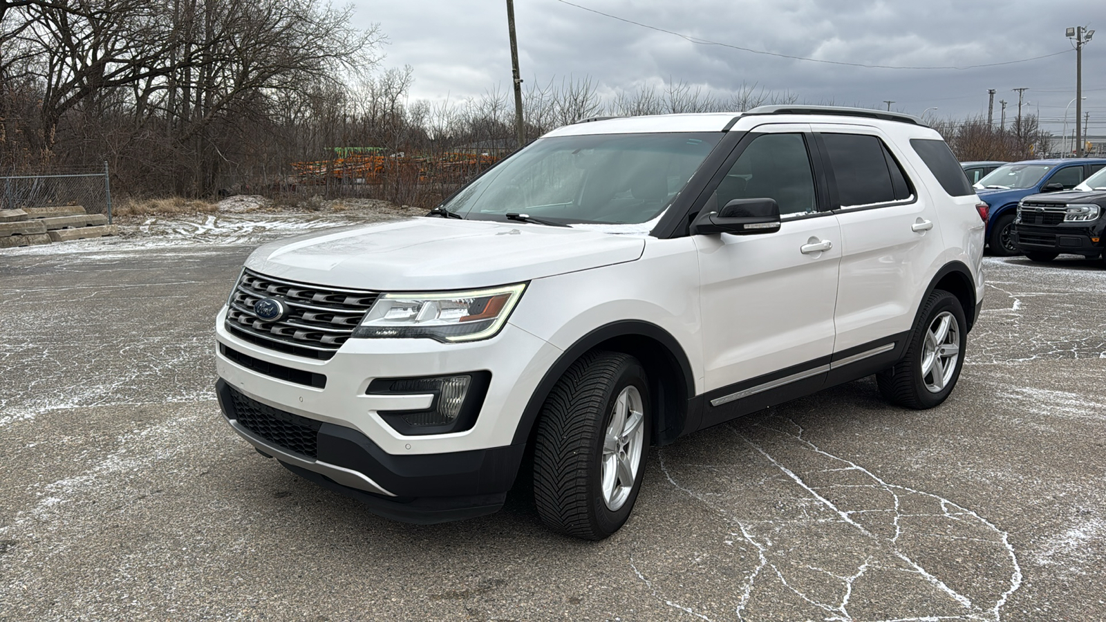 2016 Ford Explorer XLT 7