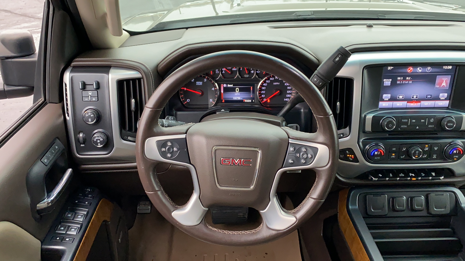 2015 GMC SIERRA 2500 SLT 9