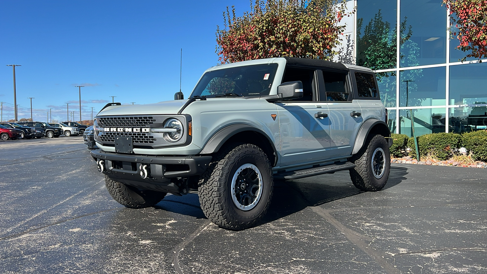 2023 Ford Bronco  1