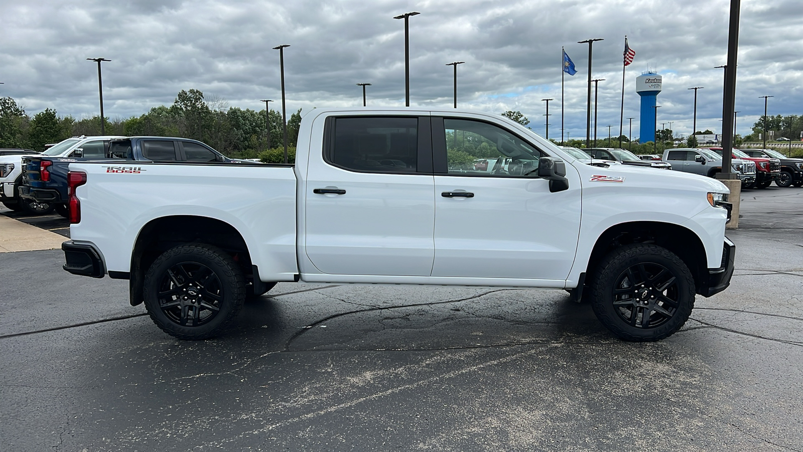 2021 Chevrolet Silverado 1500 LT Trail Boss 6