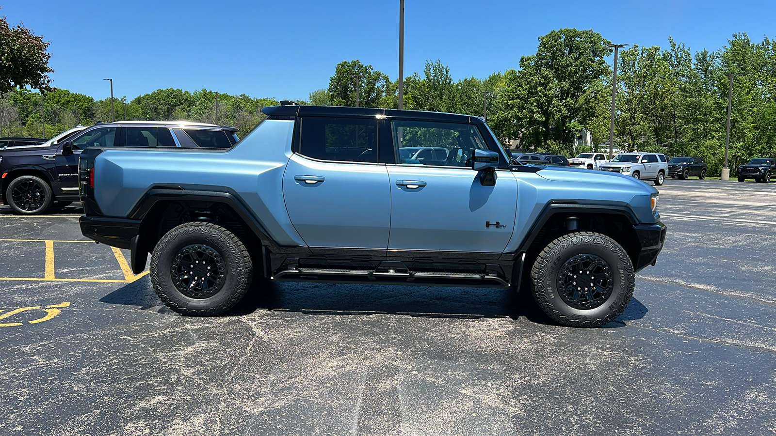 2024 GMC HUMMER EV Pickup 3X 6