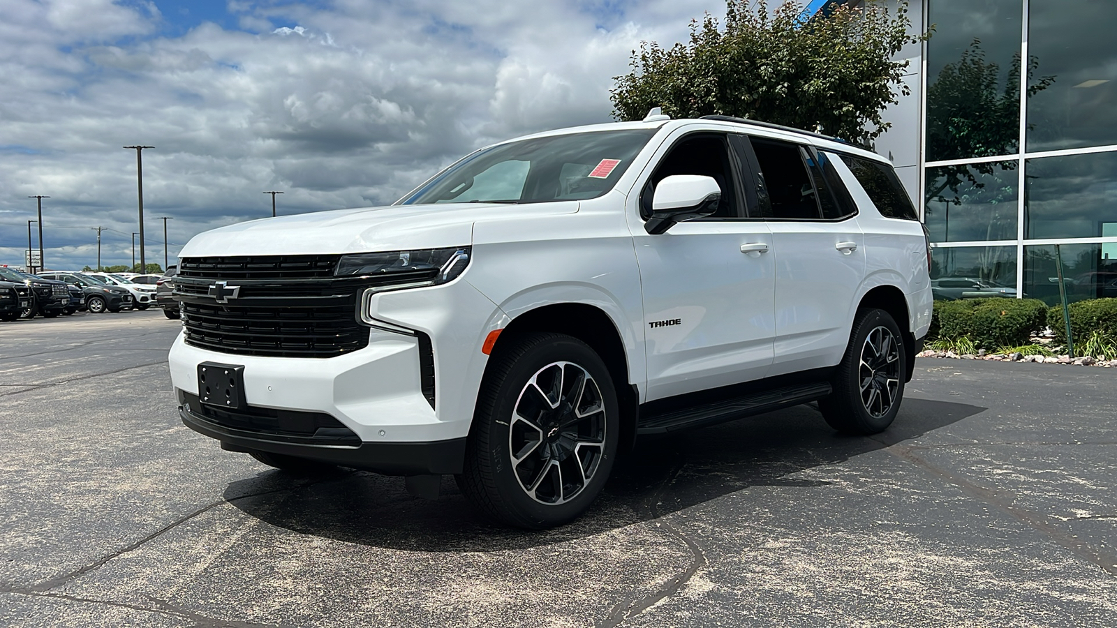 2024 Chevrolet Tahoe RST 1