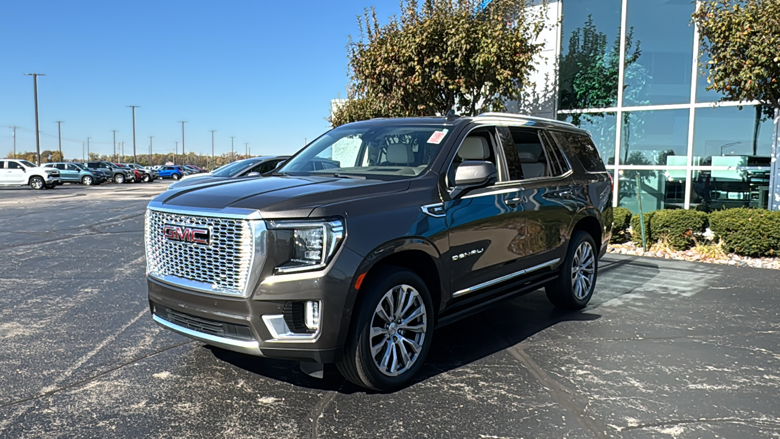 2021 GMC Yukon Denali 1