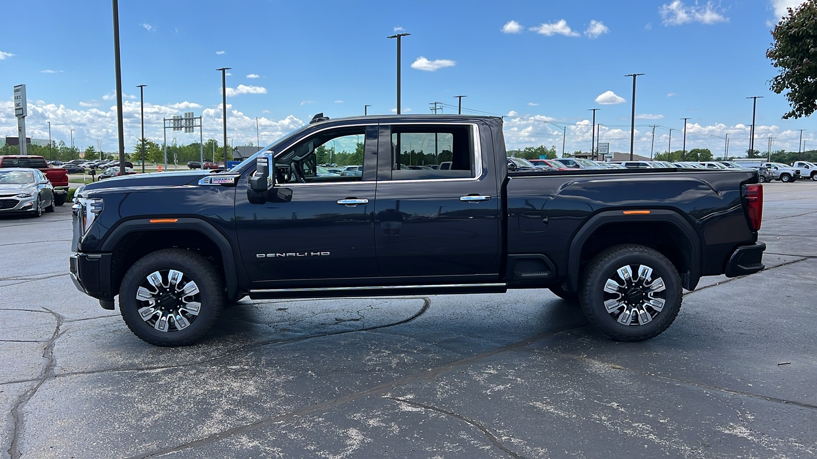 2024 GMC Sierra 2500HD Denali 2