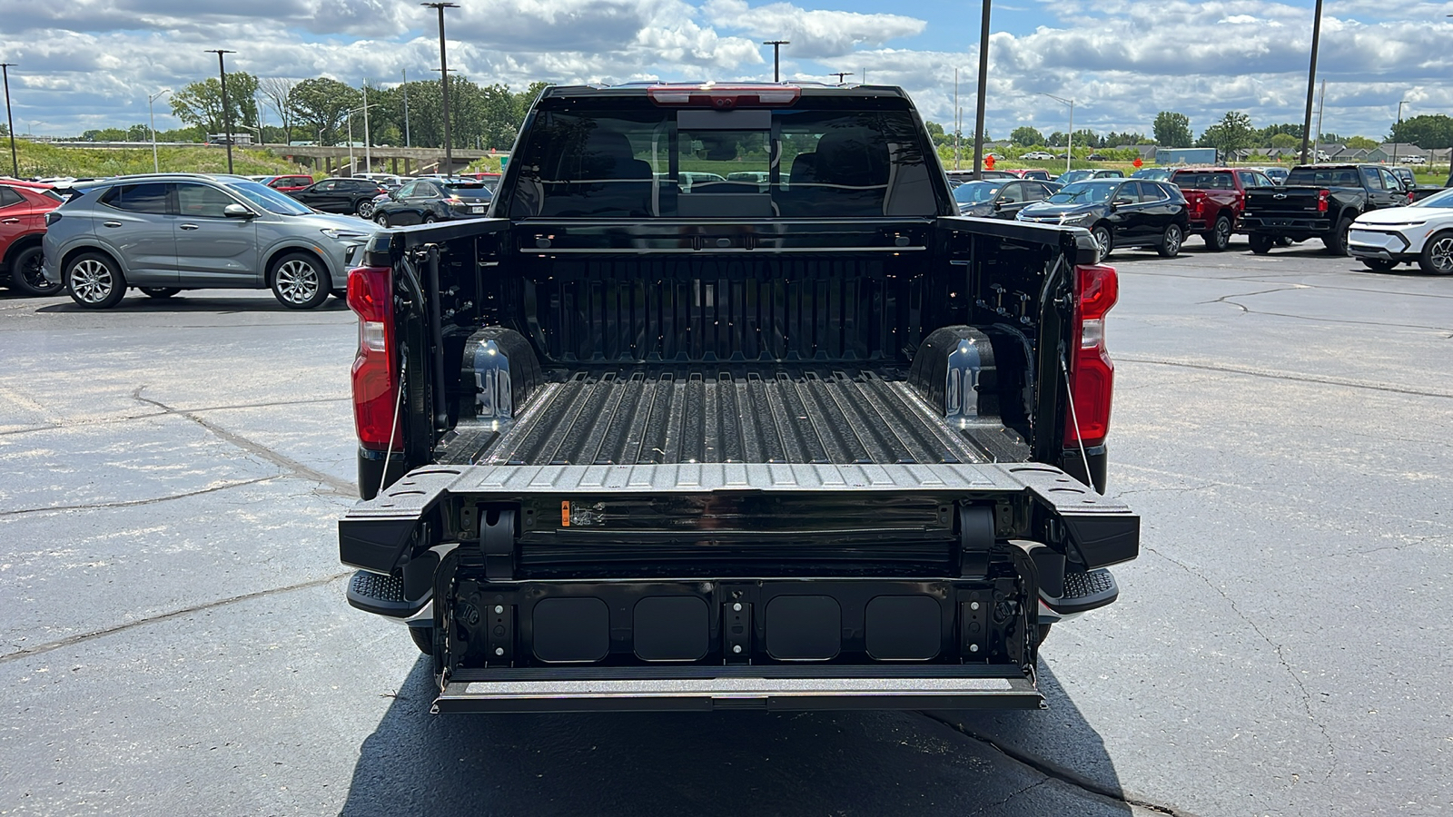 2024 Chevrolet Silverado 1500 LTZ 29