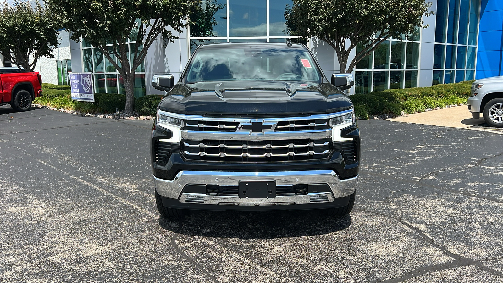 2024 Chevrolet Silverado 1500 LTZ 31