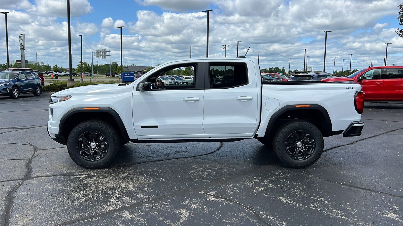 2024 GMC Canyon 4WD Elevation 2