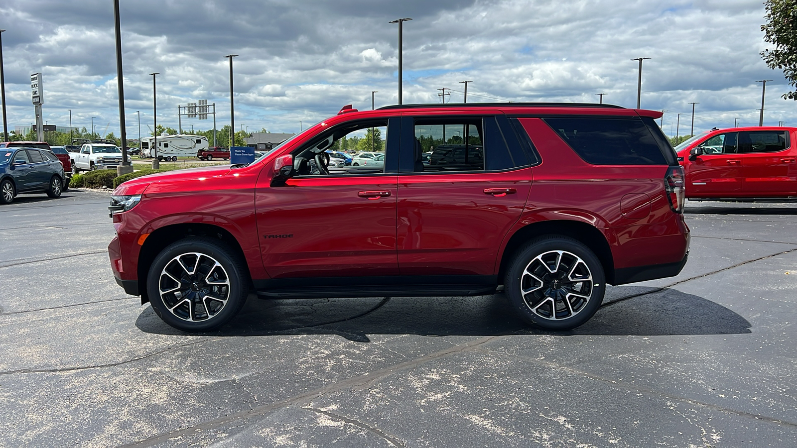 2024 Chevrolet Tahoe RST 2