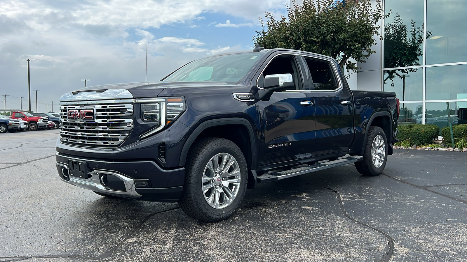 2024 GMC Sierra 1500 Denali 1