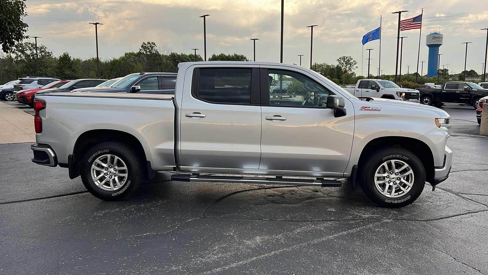 2021 Chevrolet Silverado 1500 RST 6