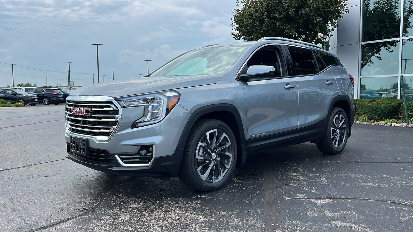 2024 GMC Terrain SLT 1