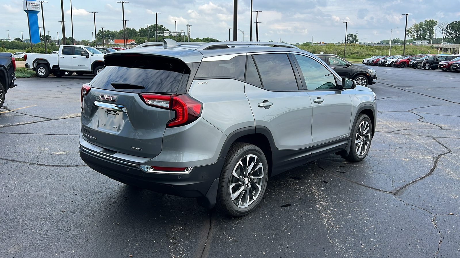 2024 GMC Terrain SLT 5