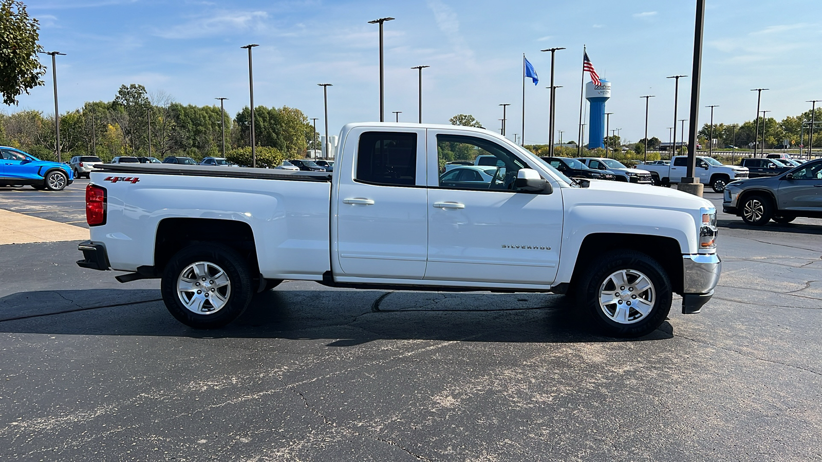 2019 Chevrolet Silverado 1500 LD LT 6