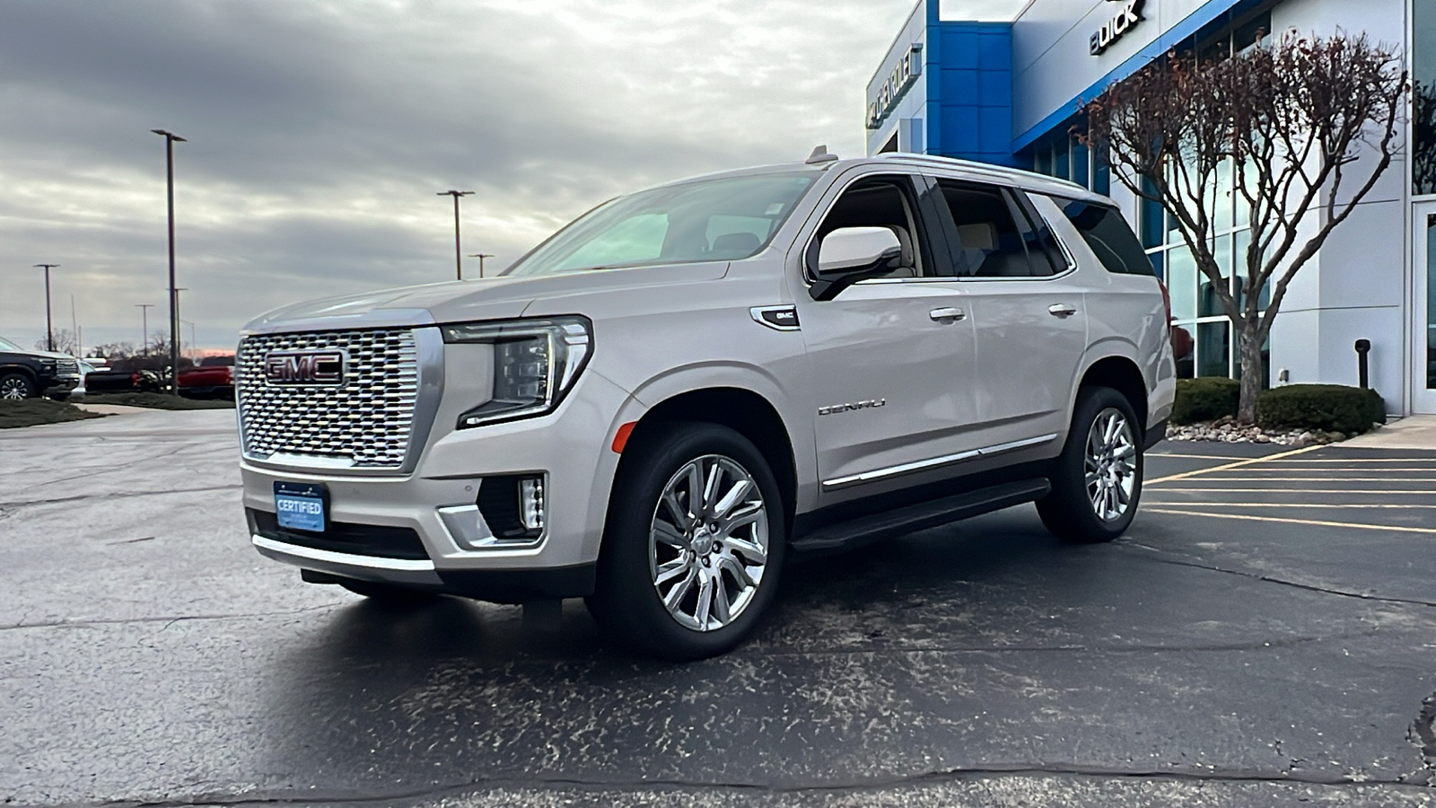 2021 GMC Yukon Denali 1