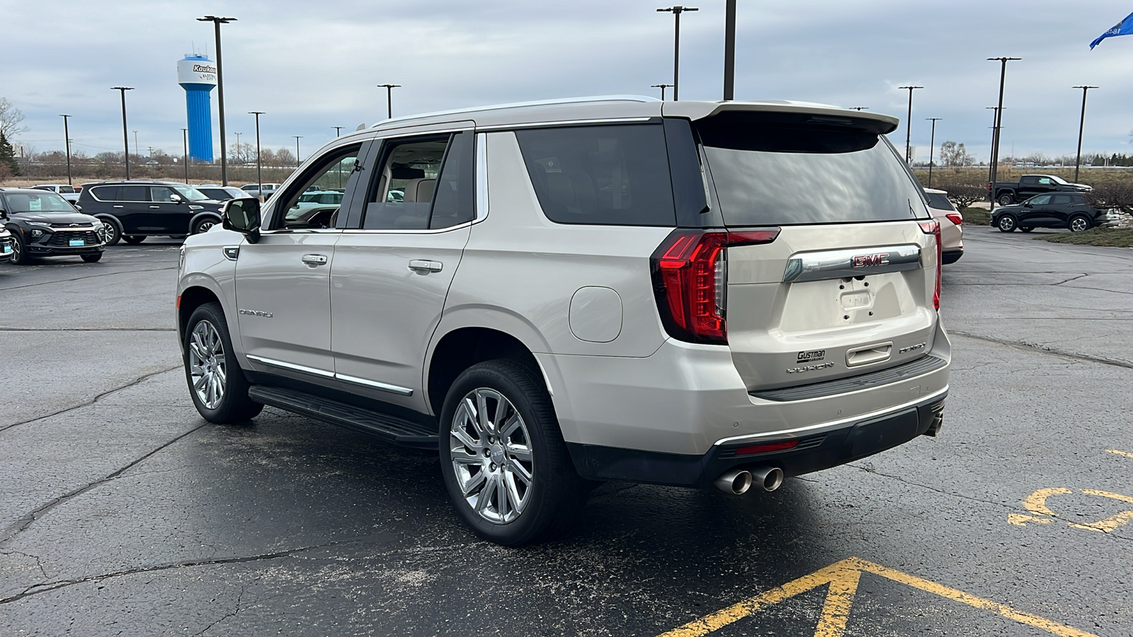 2021 GMC Yukon Denali 3