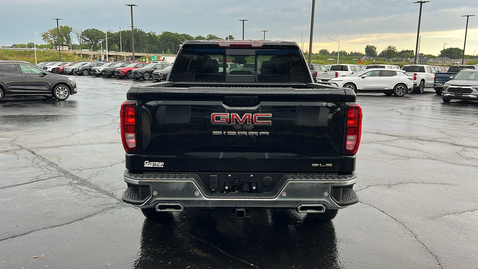 2024 GMC Sierra 1500 SLE 4