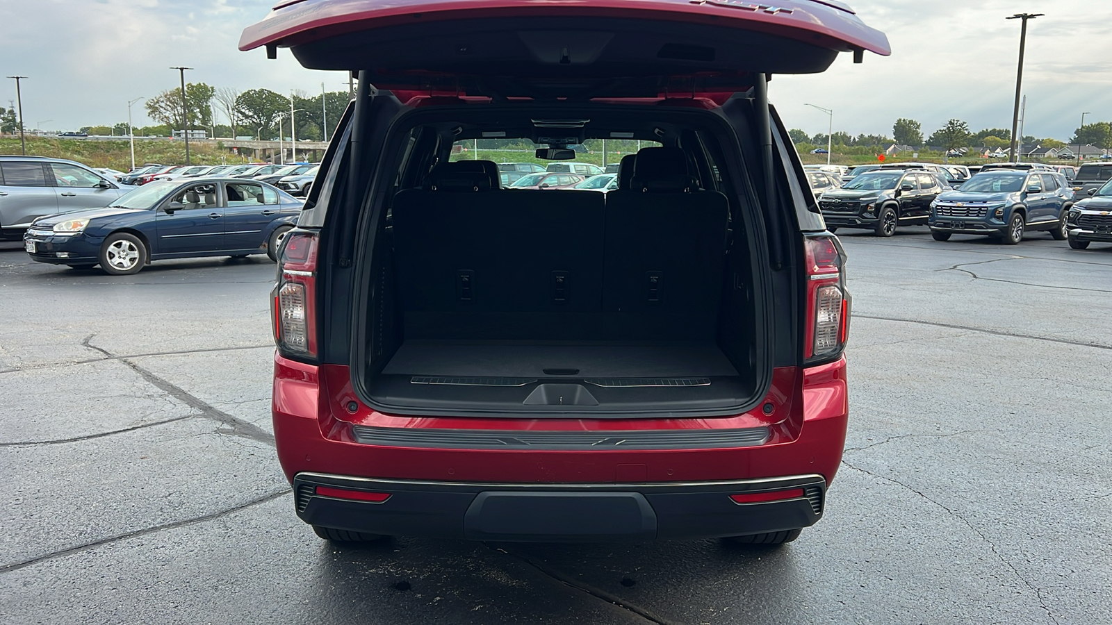 2021 Chevrolet Tahoe RST 29