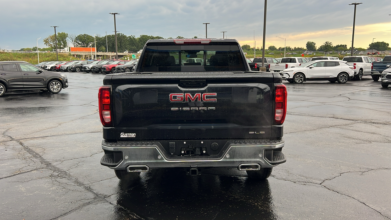 2024 GMC Sierra 1500 SLE 4