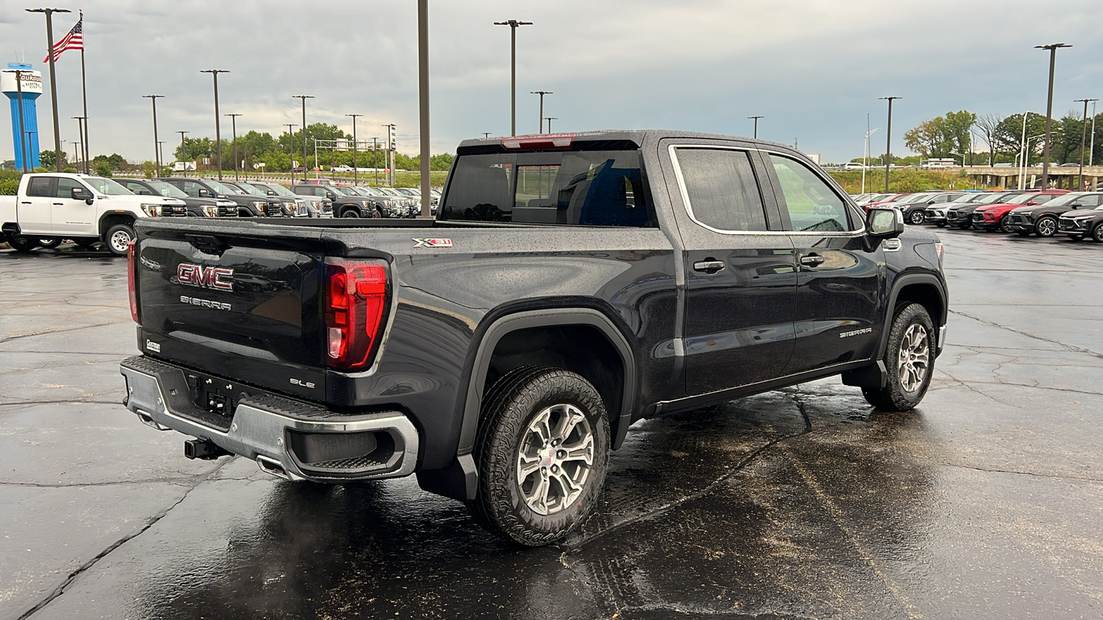 2024 GMC Sierra 1500 SLE 5