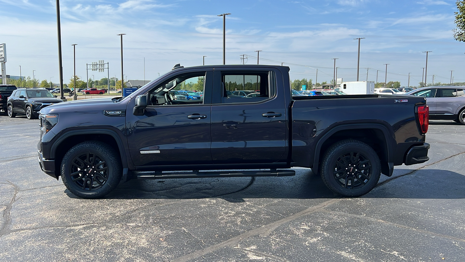 2024 GMC Sierra 1500 Elevation 2