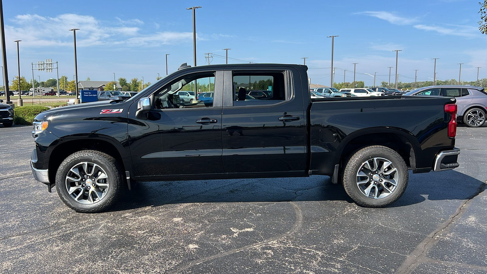 2024 Chevrolet Silverado 1500 LT 2