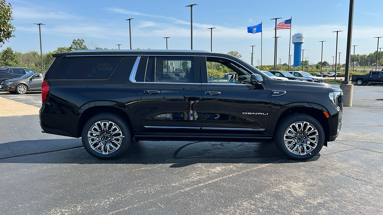 2024 GMC Yukon Denali Ultimate 6