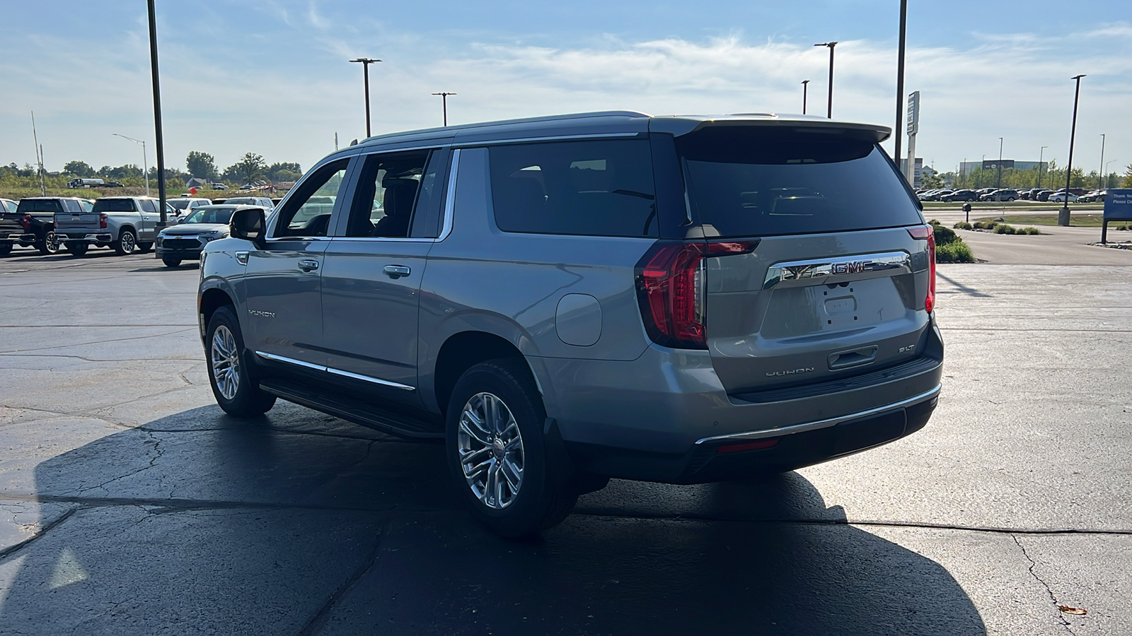 2024 GMC Yukon SLT 3