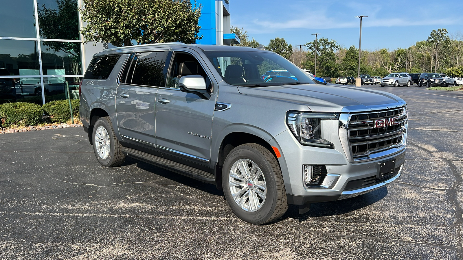 2024 GMC Yukon SLT 7