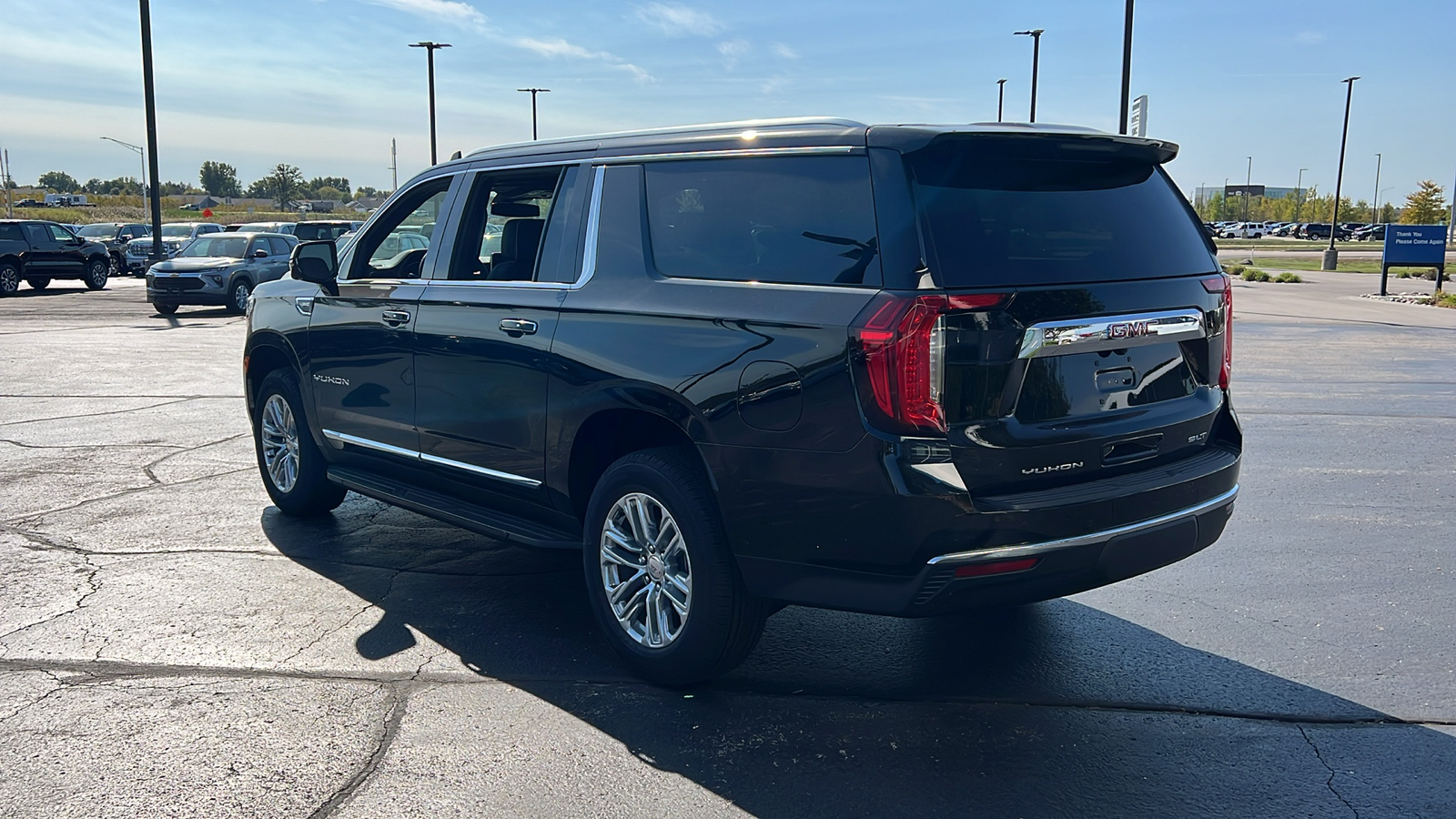 2024 GMC Yukon SLT 3