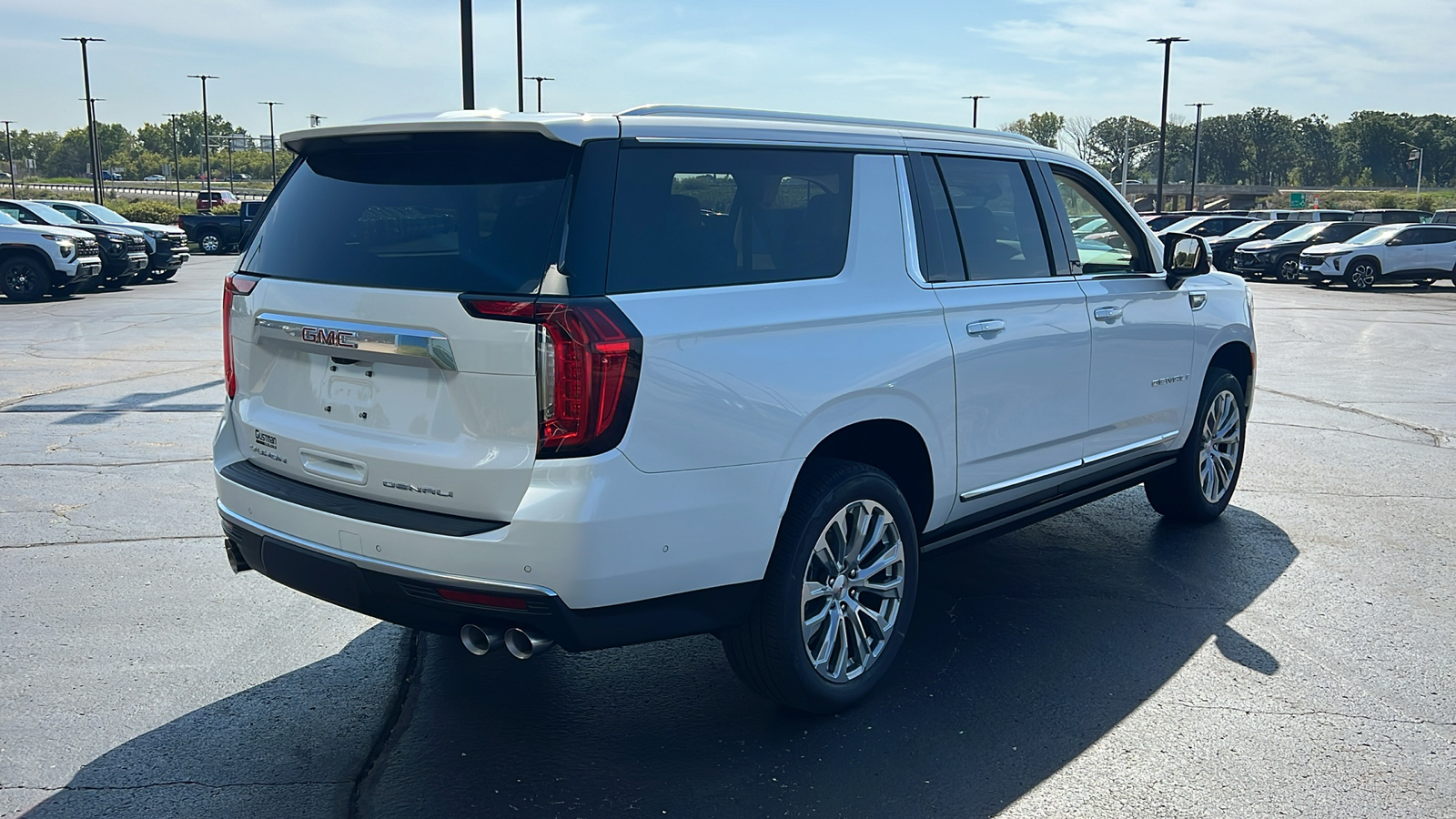 2024 GMC Yukon Denali 5