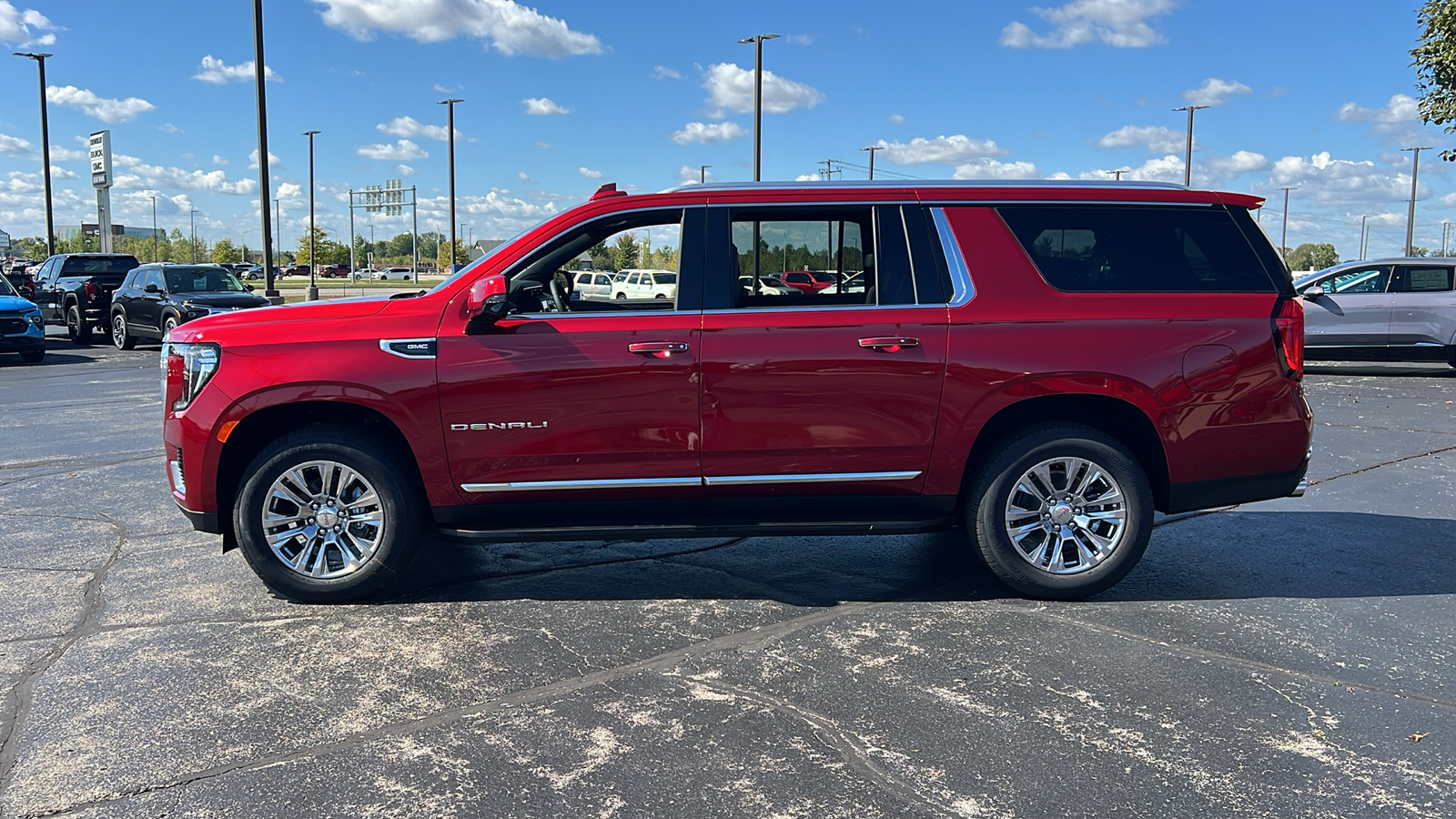 2024 GMC Yukon Denali 2