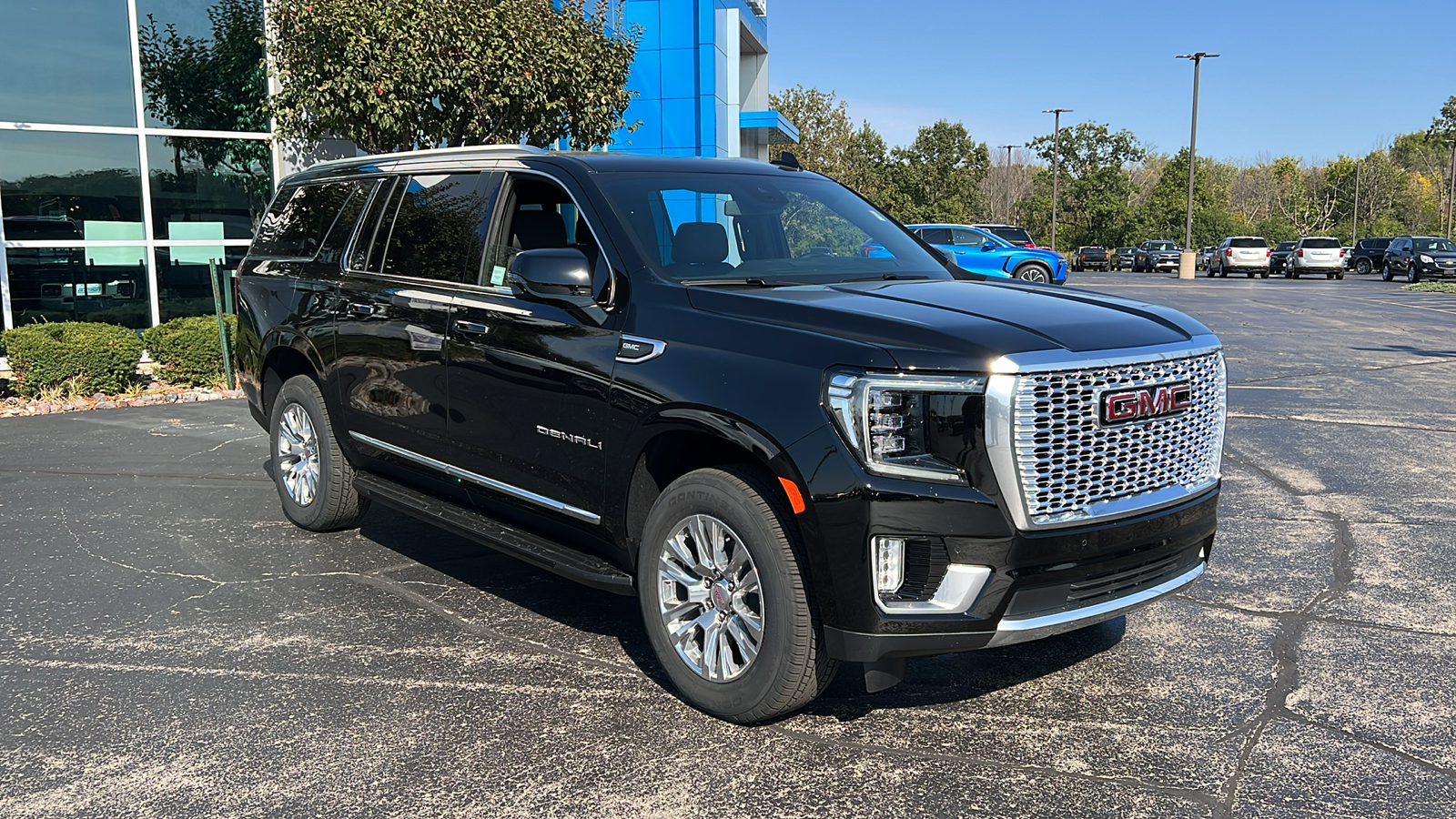 2024 GMC Yukon Denali 7