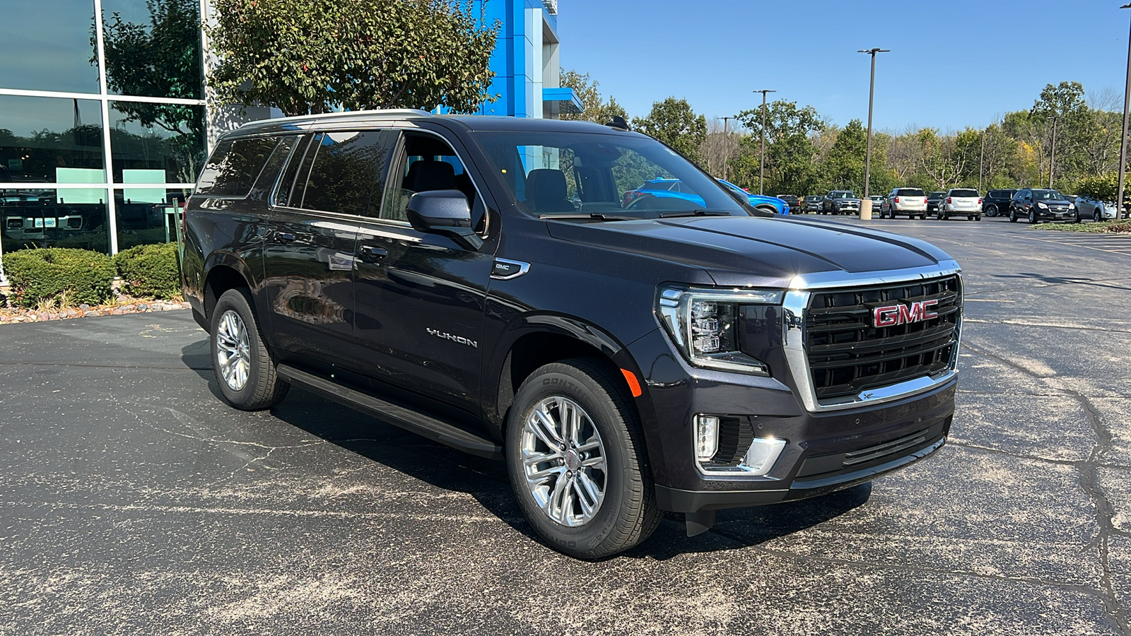 2024 GMC Yukon SLE 7